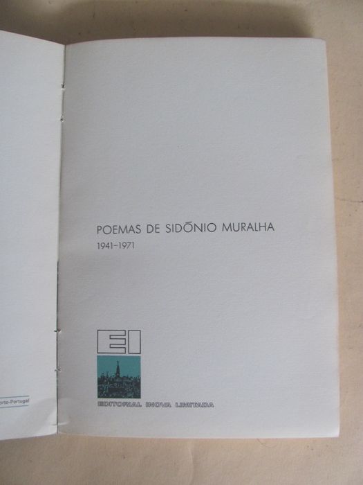 Poemas de Sidónio Muralha - Primeira Edição.