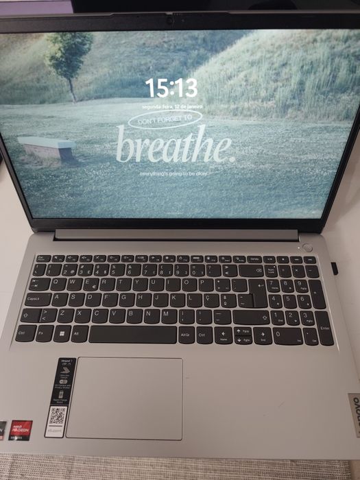 Portátil novo Lenovo