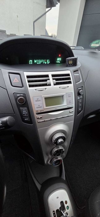 Toyota Yaris 1.3 automat