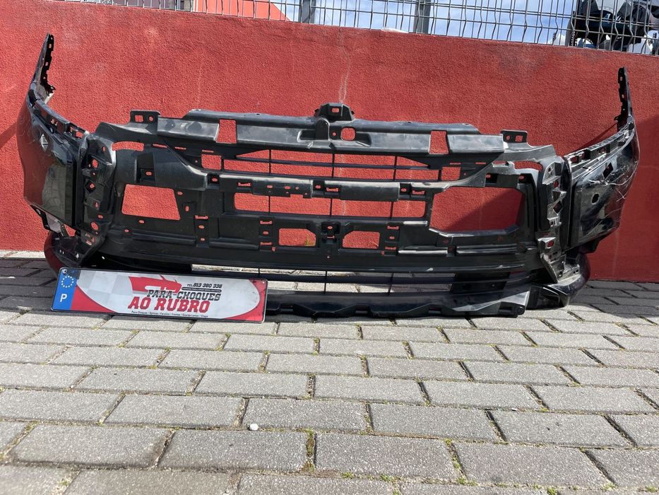 Parachoque mitsubishi outlander 2019