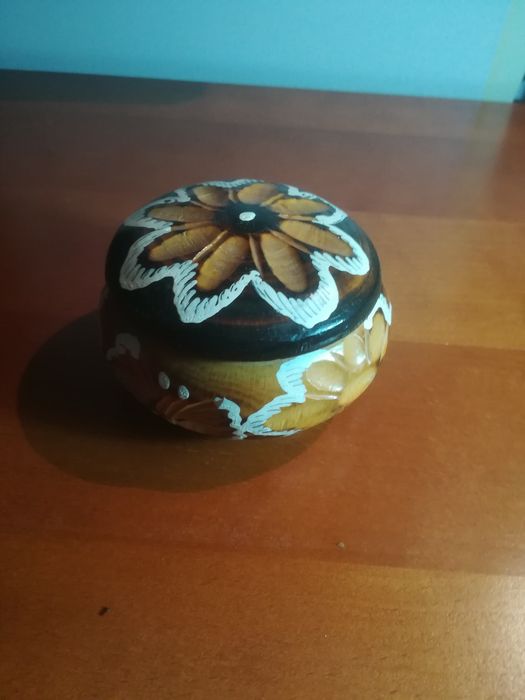 Guarda jóias em madeira artesanal