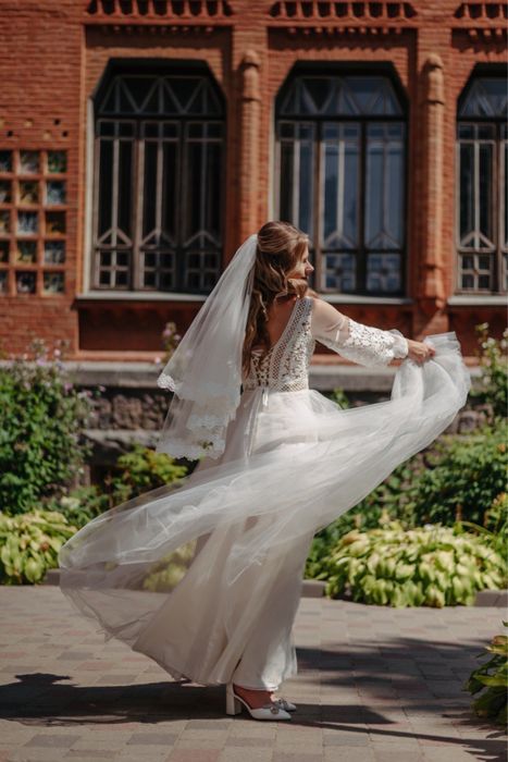 Весільна сукня в стилі бохо