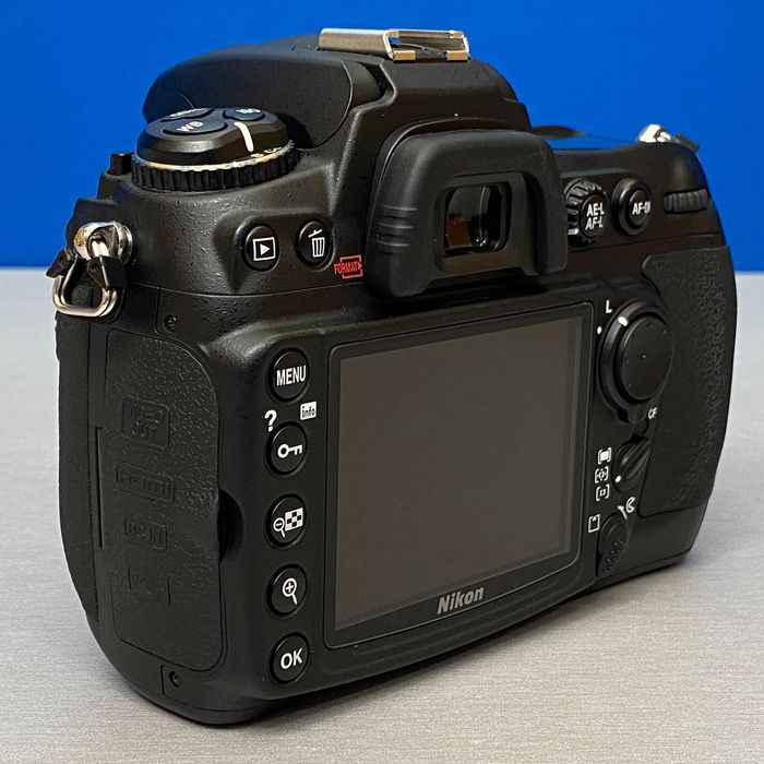 Nikon D300 (Corpo) - 12.3MP