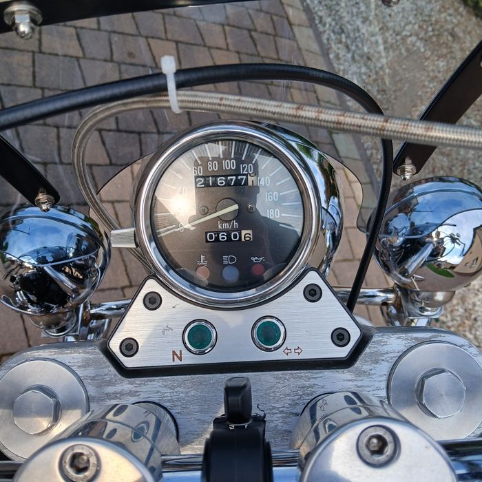 Suzuki Marauder VZ 800