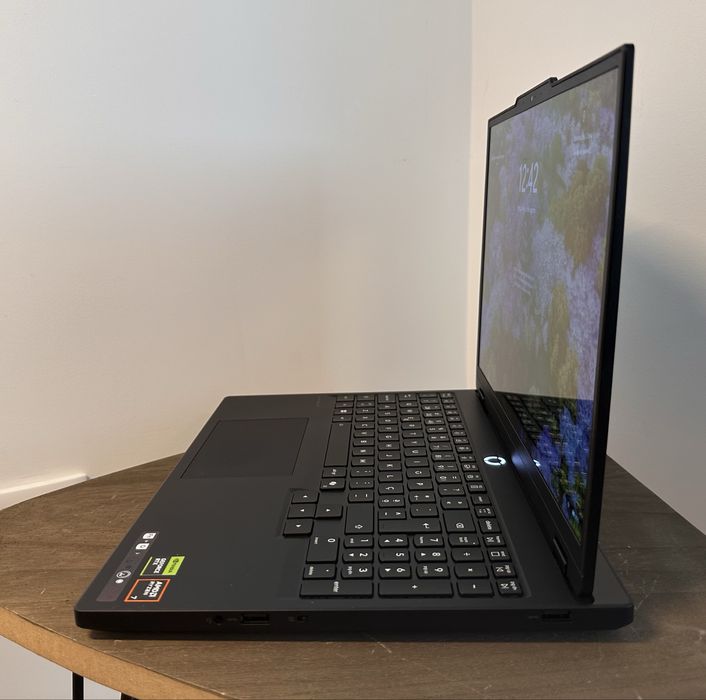 Lenovo legion 5 15AHP10