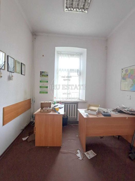 БЕЗ % Продам приміщення Подільський р-н Поділ 82 м2 Юрківська 37