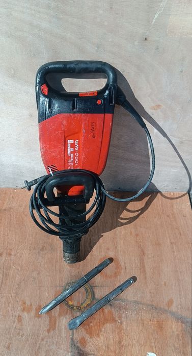 Hilti TE1000 avr відбійний молоток