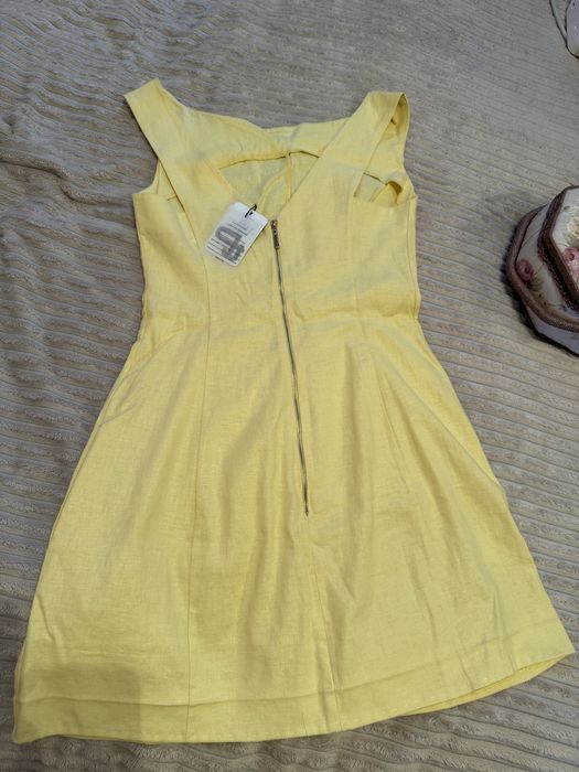 Лимонний лляний сарафан