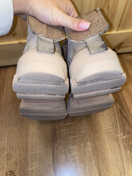 Carinii 36 37 botki zamsz zamszowe sztyblety skórzane beżowe skóra