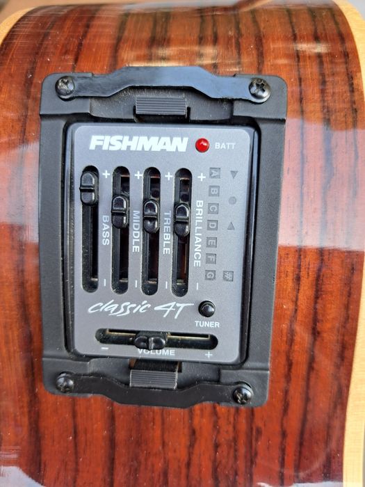 Gitara 12 strunowa  Yamaha.