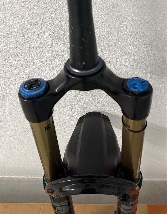 Fox Shox 36 Kashima 29 Grip2