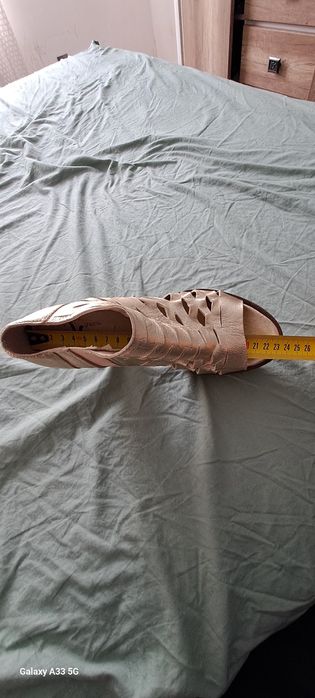 Жіноче взуття 37 р