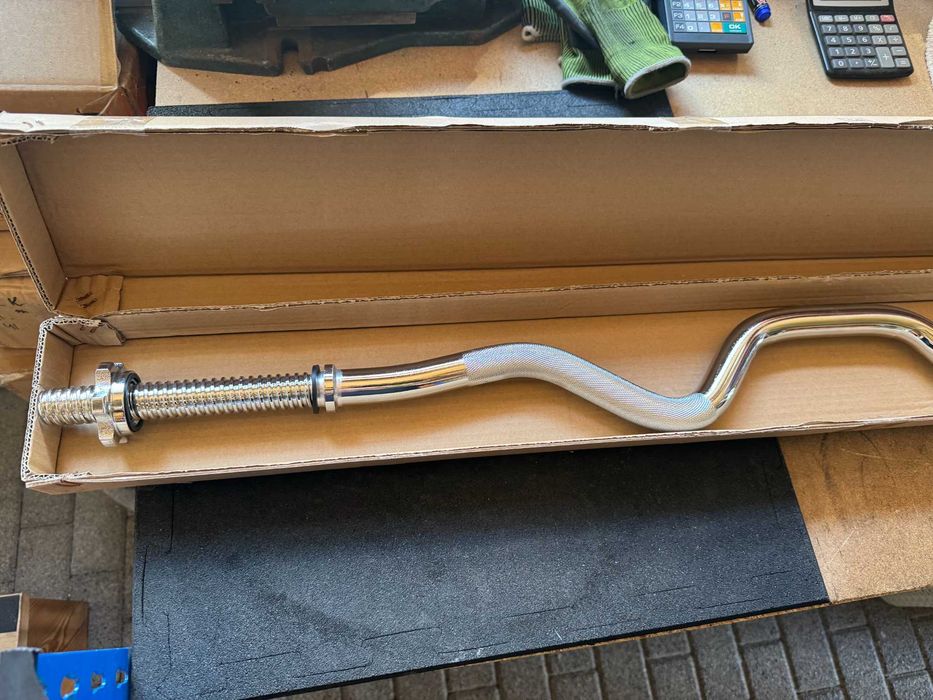 Gryf chromowany mocno łamany 120cm 28mm biceps triceps itd.