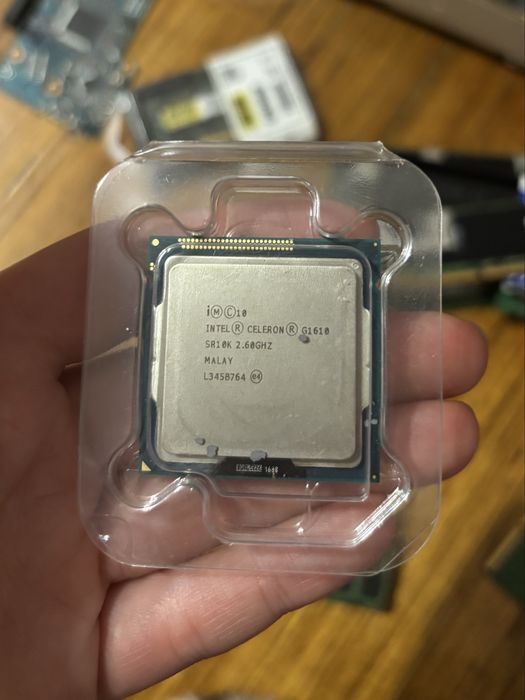 Intel Celeron G1610 процесор
