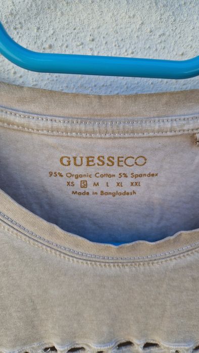 T-shirt verde clara da GUESS