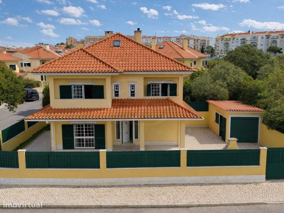 Moradia T3 com jardim | Cascais
