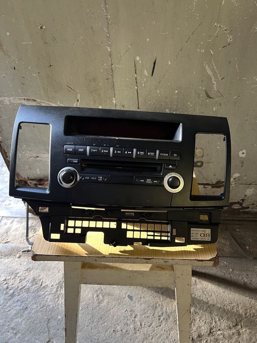 Штатна магнітола Lancer X