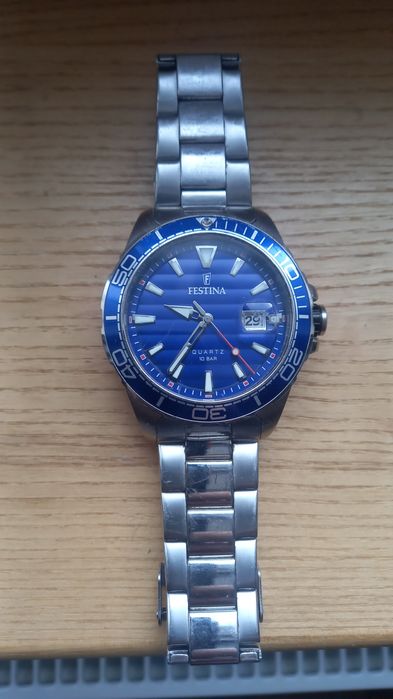 Годинник Festina F20360