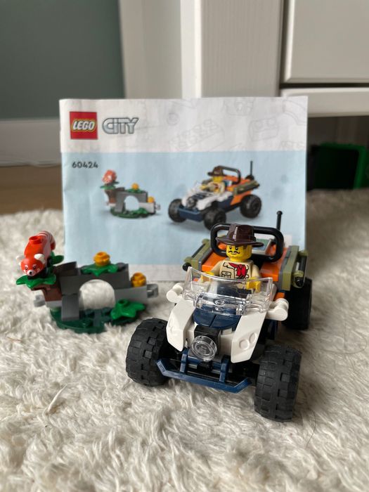 LEGO 60424 City Quad badacza dżungli z pandą czerwoną