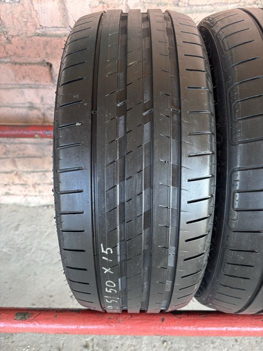 Пара літніх шин 195/50R15 Vredestein