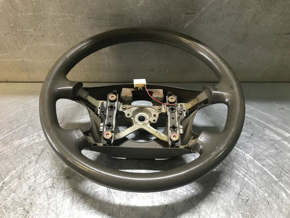 VOLANTE TOYOTA COROLLA E11 E110 45103-13010