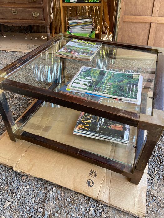 Mesa baixa de salão