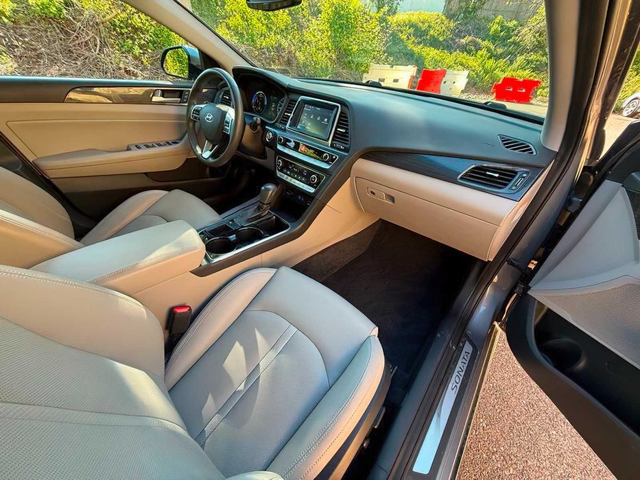 Hyundai Sonata Limited      2018