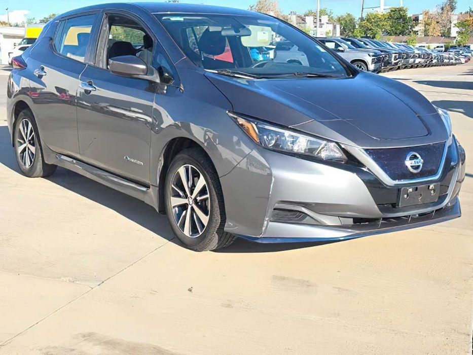 Nissan LEAF      2019