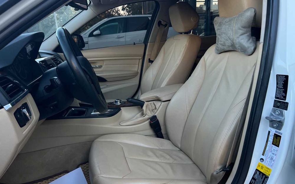 BMW 328XI 2013