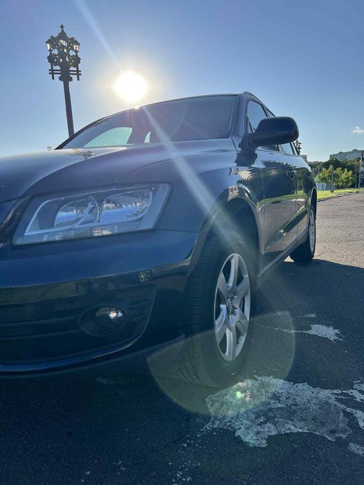 Ауді q5 2010 року 2.0 дізель автомат