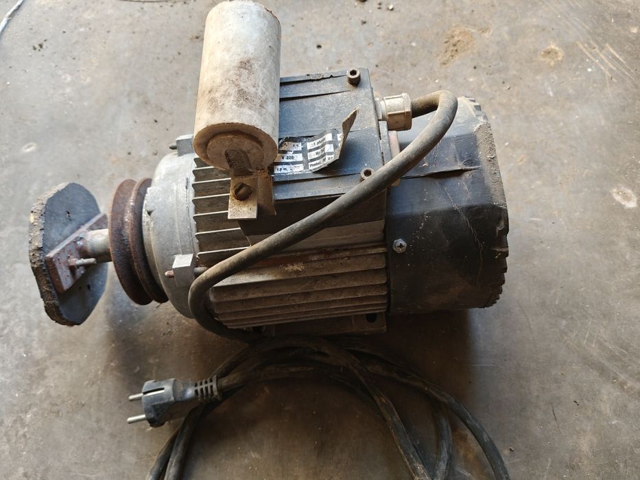 Silnik elektryczny 1,7kw 220v 2000rpm