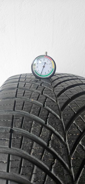 4 x Goodyear Vector 4Seasons 235/55 R19