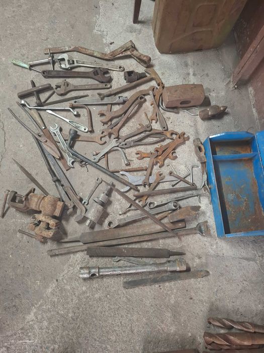 продам набір інструменту