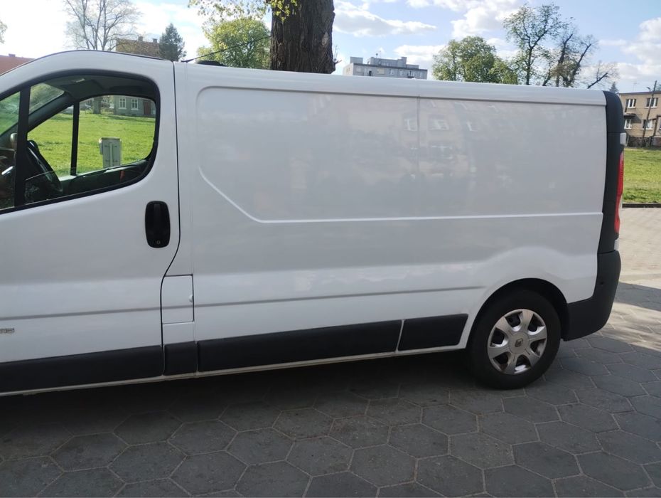 Renault Trafic / Długi / Przebieg 188 tys  / Rok 2012