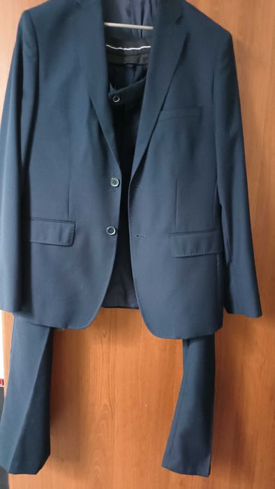 Garnitur  męski  slim Dino Salvani