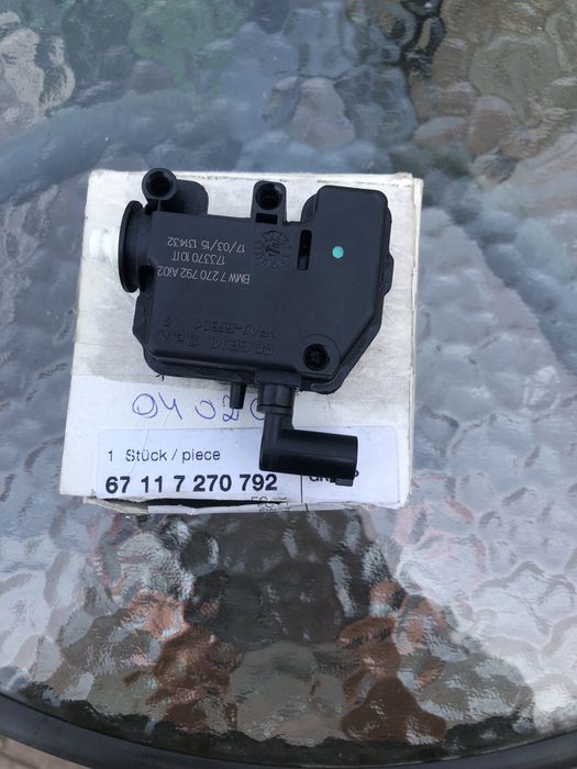 Електропривід замка паливного баку BMW F30 F32 F20 F22