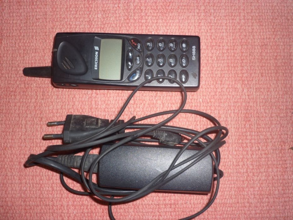 colunas de som Sony SRS-A60 e transformadores