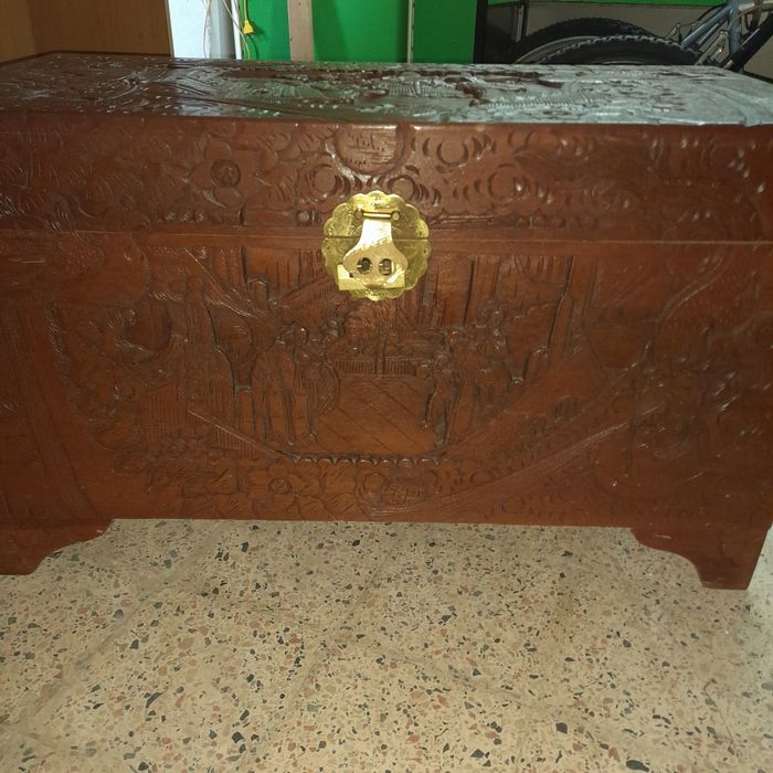 Arcas camfra em bom estado