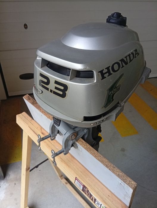 Motor barco Honda 2.3 Hp 4T