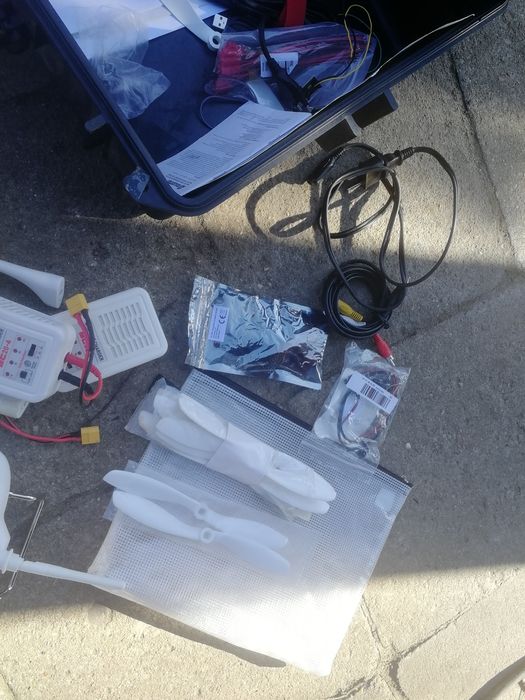 Dron Dji phantom  wysyłka