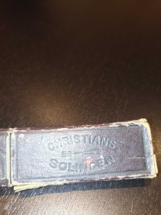 Sprzedam starą brzytwę CHRISTIANS SOLINGEN. Cena 40 zł.
