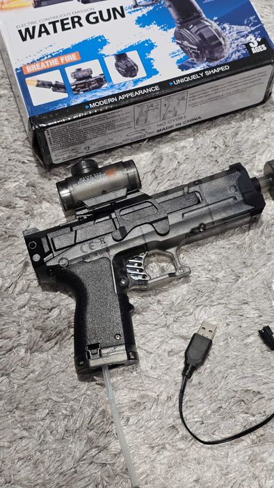 Pistola de Água Automática Recarregável