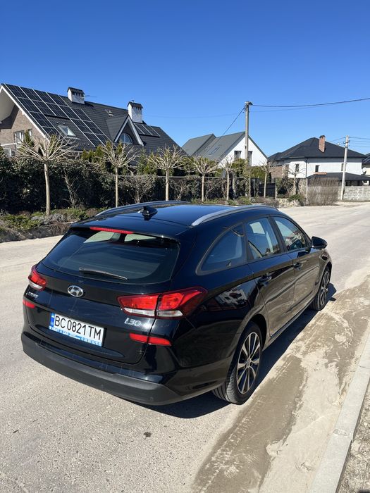 Оренда авто Робота в Таксі