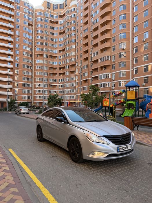 Продам hyundai sonata