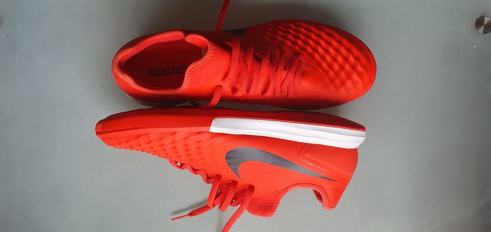 NOWE buty halowe Nike MagistaX Finale II IC ROZMIAR 41
