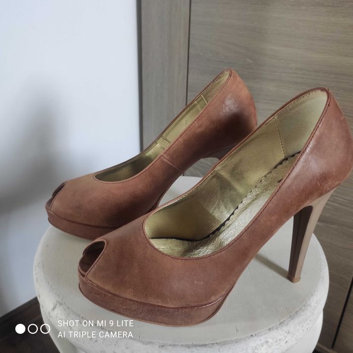 Buty szpilki 38 skóra naturalna jak nowe