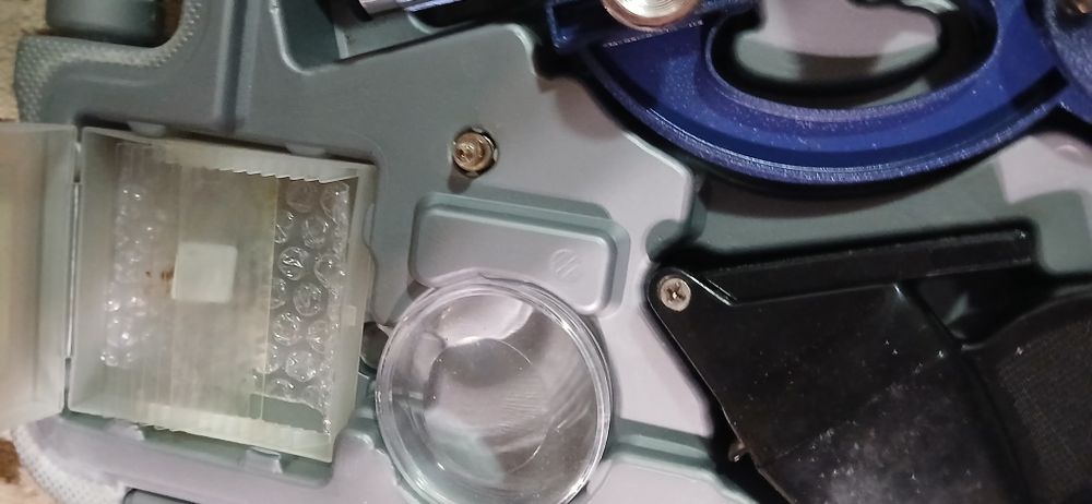 Мікроскоп, желізний