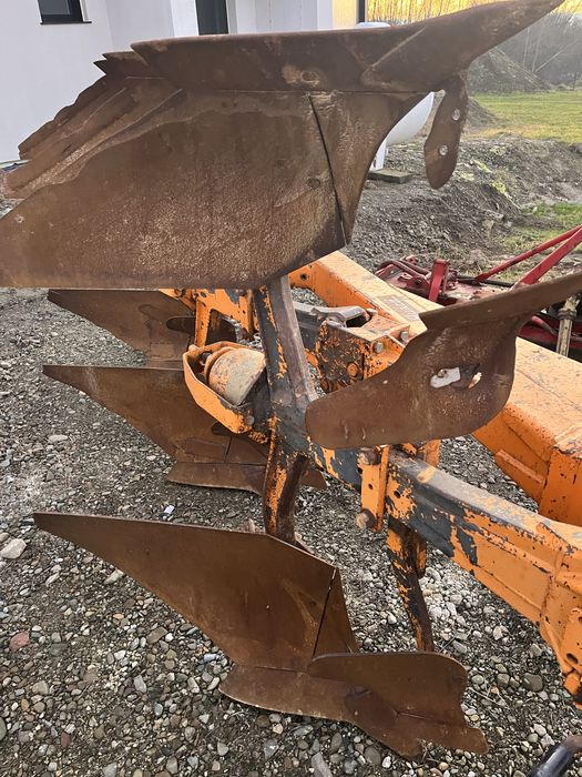 Pług huard 3 obrotowe