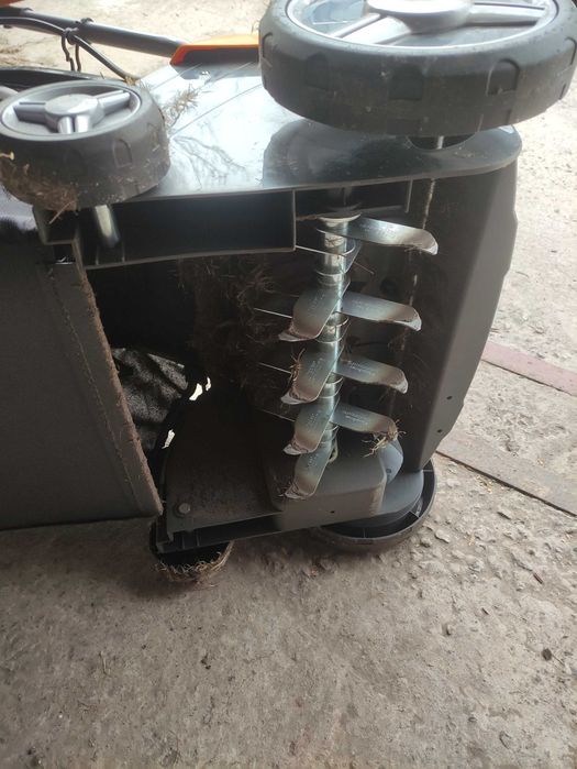 Аэратор - скарификатор-вертикулятор Stiga