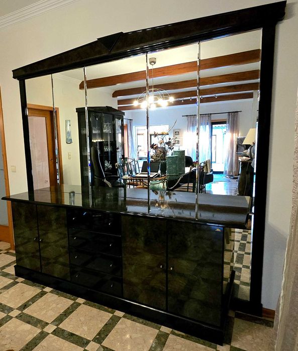 ÚNICO! Mural e Aparador de Sala de Jantar com Design